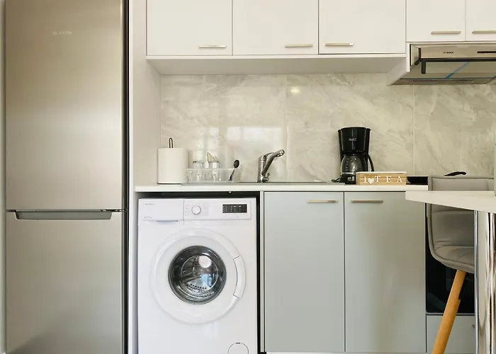 Pink Flamingo 1-br In Апартаменты Ларнака