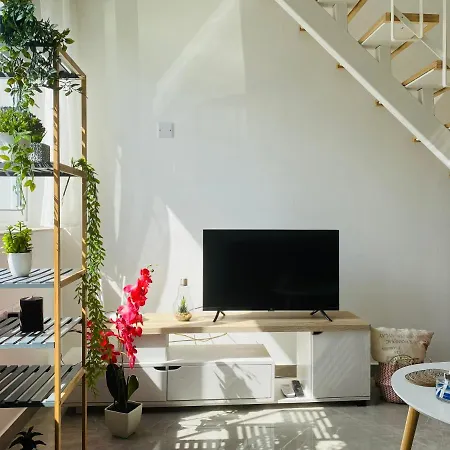 Pink Flamingo 1-br In * Ларнака