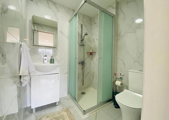 Διαμέρισμα Pink Flamingo 1-br In Λάρνακα